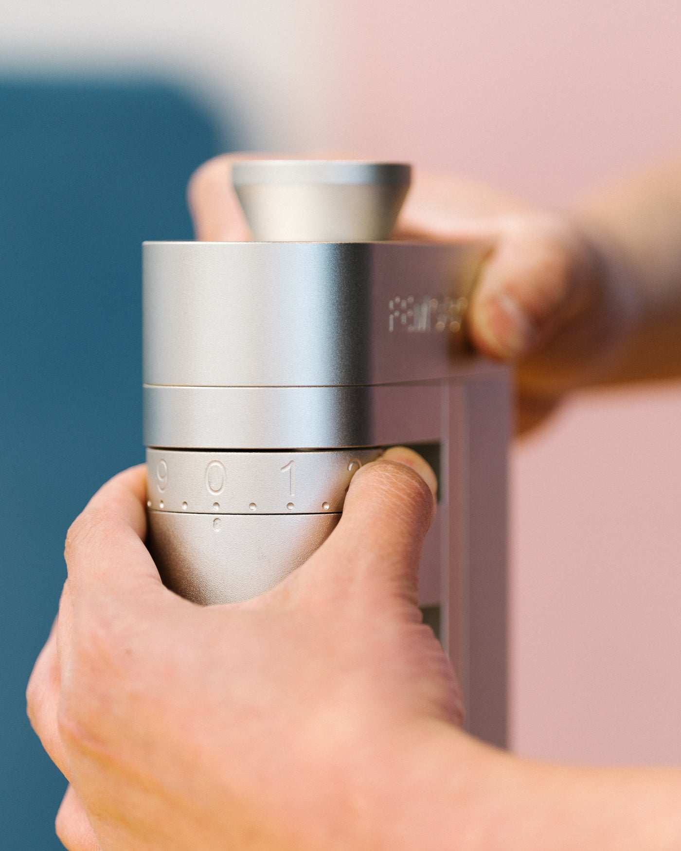 Femobook - A4Z Rechargable Electric Grinder