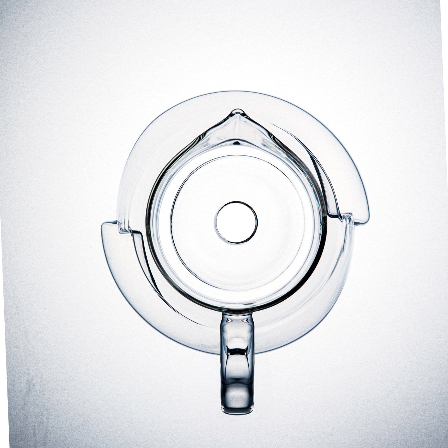 ICOSA - Avensi Wave - Cyclone Carafe