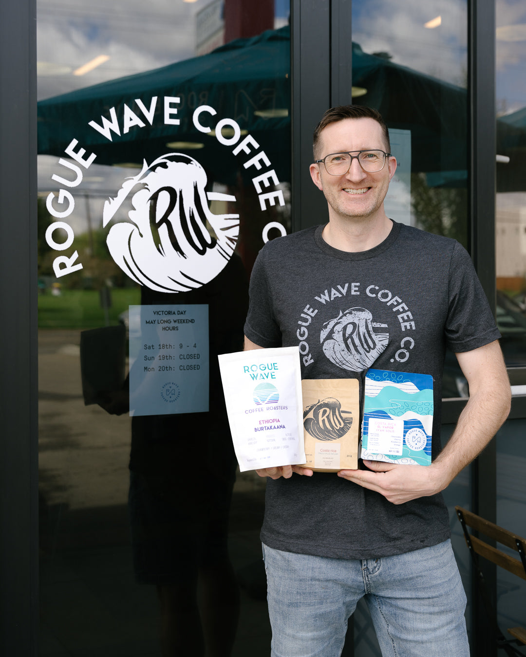 Rogue Wave Coffee T-shirt - Vintage Logo