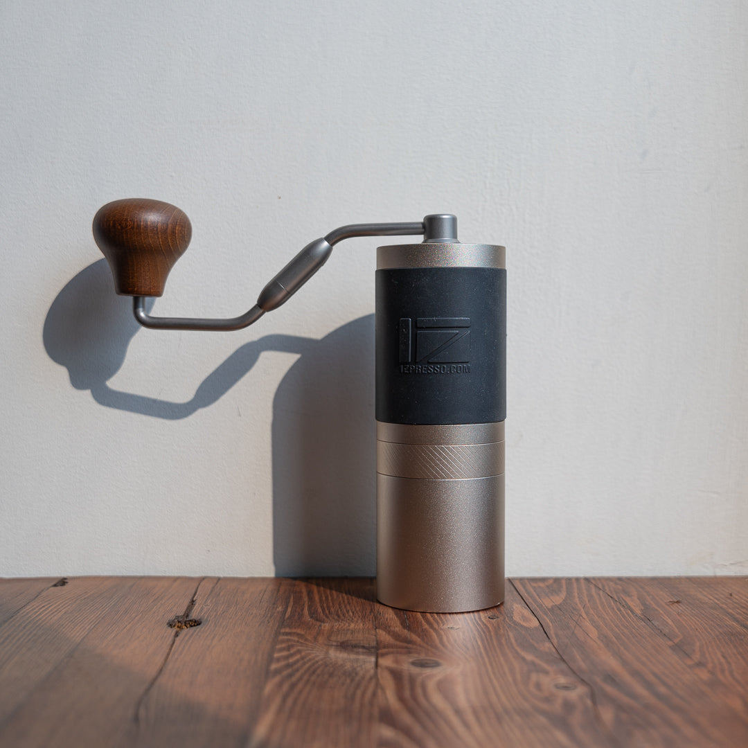 1Zpresso JX Manual Coffee Grinder Light Gray Capacity 35g with