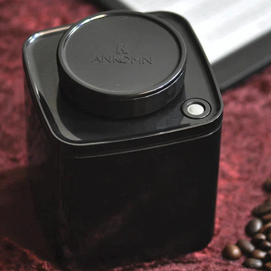 Ankomn - Turn-N-Seal Vacuum container - BLACK