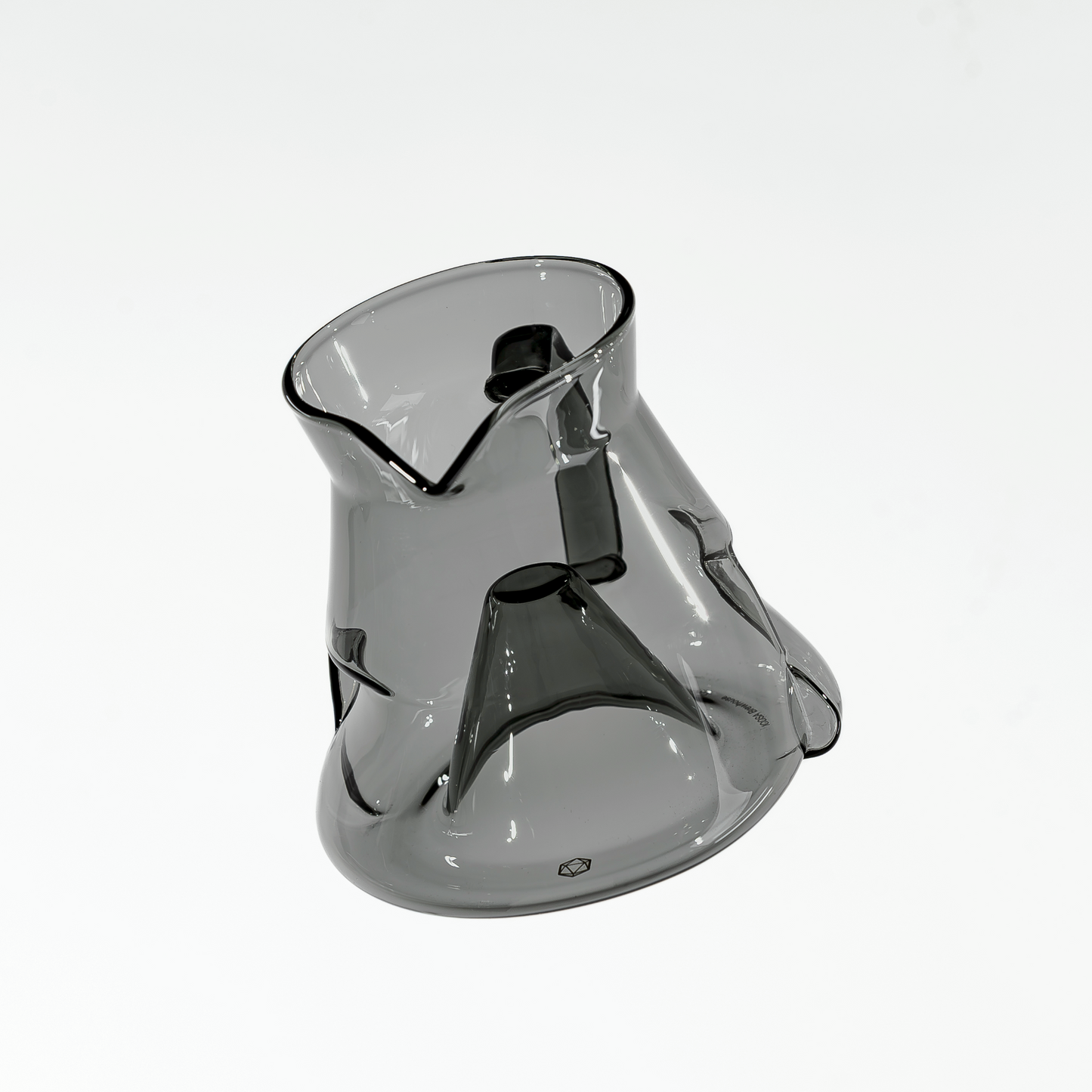 ICOSA -  Avensi Wave - Cyclone Carafe 550mL