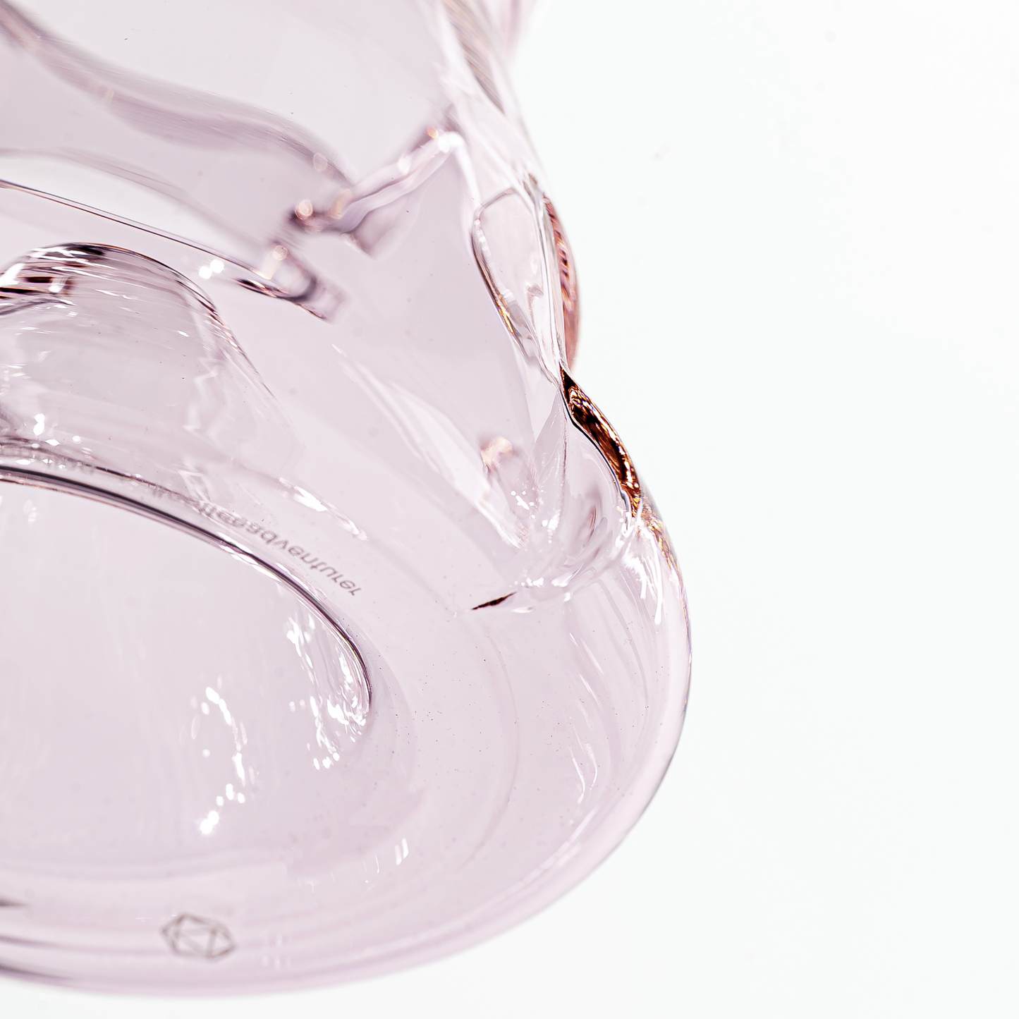 ICOSA -  Avensi Wave - Cyclone Carafe 550mL