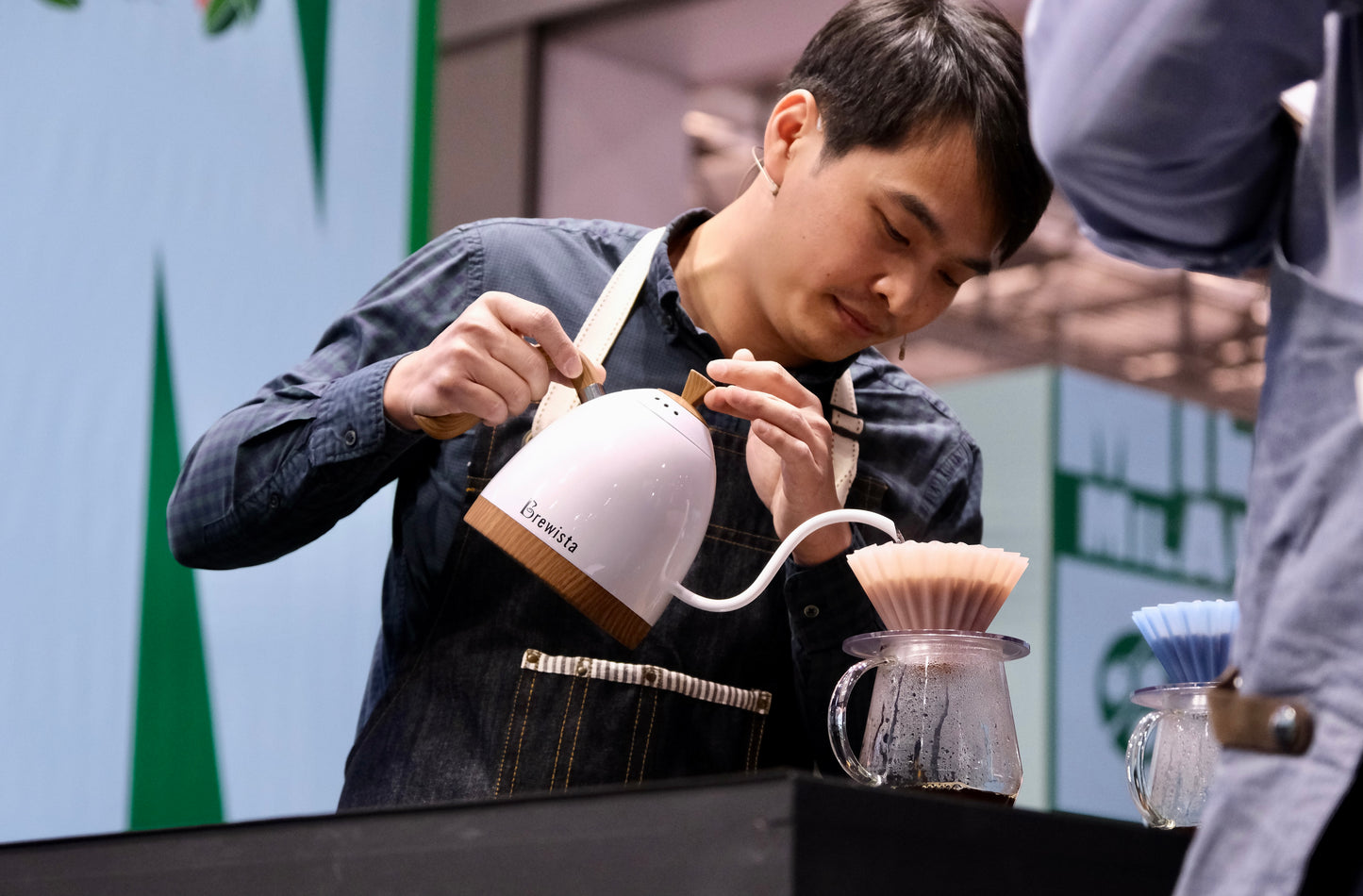 Ply using the Origami Air S in Milan Italy for the World Brewers Cup